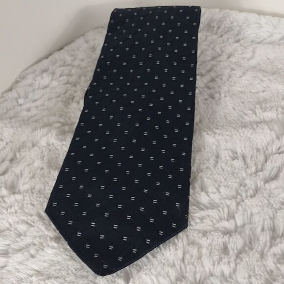 Tommy Hilfiger Silk Men's Neck Tie - Picture 6 of 6